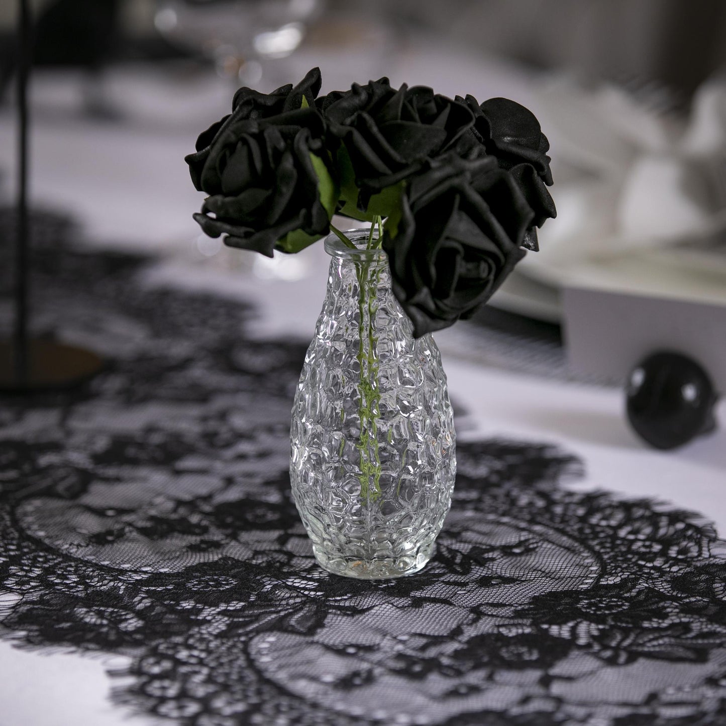 Black Rose Bouquet - Tableday